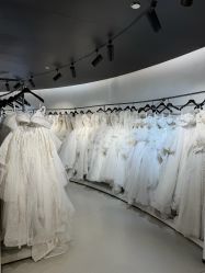 -城市花园婚纱摄影
