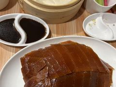 -泓历皇朝酒店(东亭店)
