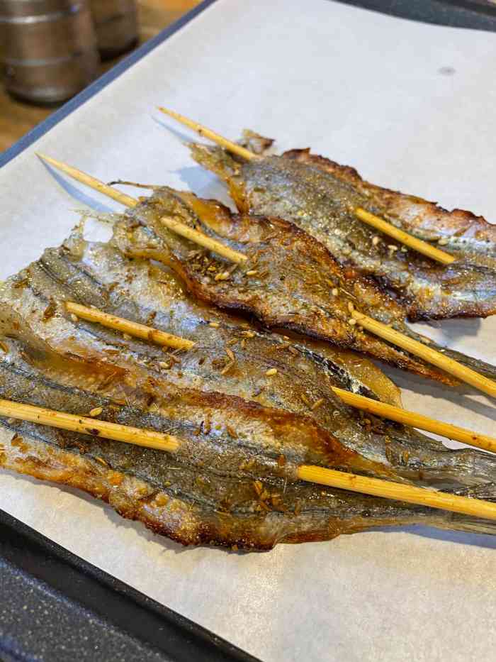 姜北串店(总店)-"他家的水煮鱼和金针菇很好吃,烧烤真的不怎.