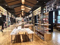 -新华书店(解放中路店)