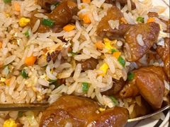 红烧肥肠炒饭-扬二春炒饭(国庆路总店)