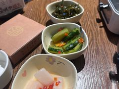 -湘力力小院·鱼汤泡饭(枫林路店)