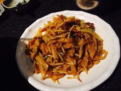 干炒牛河-老广酒楼(樱花店)