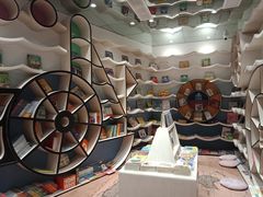 -钟书阁(群光广场店)