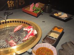 -铭牛烧肉·和牛海鲜自助(高新月牙湖店)