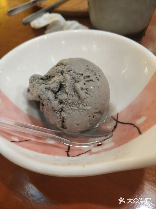 牛new寿喜烧(武宁路店)芝麻冰淇淋图片