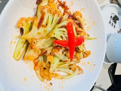 -渔语鱼酸菜鱼新川菜(来福士店)
