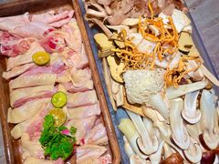 -野·大山里野生菌石锅土鸡(益田假日店)