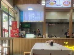 -老前童小吃(北明程路店)