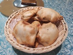 馕坑烤包子-巴扎美食·新疆菜·西域歌舞表演餐厅(新疆大厦店)