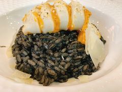 -La Mer Restaurant & Lounge