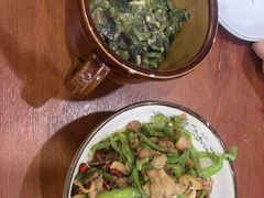-湖南人家湘菜馆(镇江路店)