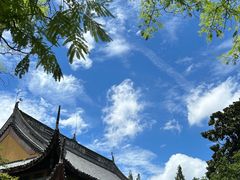 -龙华寺