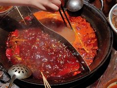 -周小明火锅(黑金冠社区店)