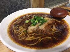 半斤半肉拉面-厝内小眷村(天河南一路店)