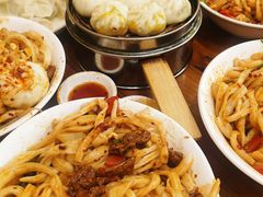 -王菊美食街·王菊面馆(总店)