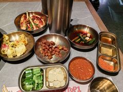 -草家酱蟹炭火烤肉店(珲春南路一店)