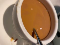 -港丽餐厅(高德置地店)