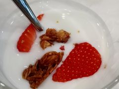 蓝莓酸奶茶-théATRE茶聚场·餐厅(环球金融中心店)