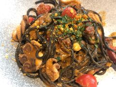 墨鱼汁海鲜香蒜意面-农畉LONFOOD(福田星河COCOPark店)