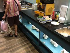 自助取餐区-小鱼小牛·鱼牛干锅·脆鱼火锅(世欧广场店)