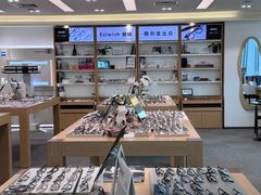 -Eziwish眼镜·蔡司授权店