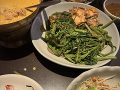 -大头虾越式风味餐厅(光明广场店)