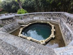 -习家池