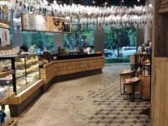 -星巴克臻选(湖滨道店)