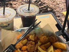 -J Create城市露营咖啡·简餐·宠物(上海动物园店)