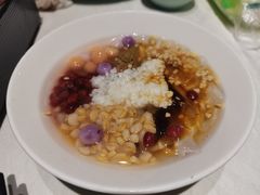 -江城小馆陕南妈妈菜·全球旅行餐厅(钟楼店)