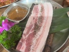 -明洞阿姨·韩式酱蟹烤肉·创意料理(三元桥店)