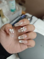 -UGIRL有个美甲