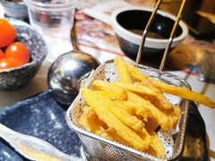 咸蛋黄薯条-哥老官重庆美蛙鱼头(松江地中海十八哥店)