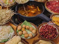 -黔三一夺夺粉酸汤火锅(百信店)