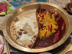 -房子红了鱼豆花重庆老火锅(广厦学院店)
