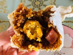 咸蛋黄香肠烧麦-潮妈小食