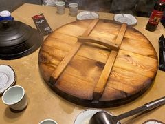 -万里闯关东铁锅炖菜馆(高新旗舰店)