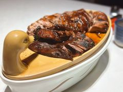-八府香鸭·啫啫煲(华山路店)