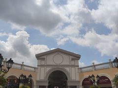 -佛罗伦萨小镇广佛名品奥特莱斯(疏港路店)