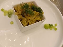 -无锡鼎尚皇冠酒店