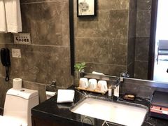 -松月湖大酒店