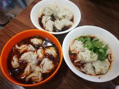 -继红顺河抄手名小吃