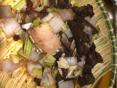 黑椒雪花牛仔粒-丁记盐蘸牛肉·新杭菜(河东路店)