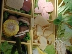 -呷哺呷哺 小火锅 (浦东新欧尚超市店)
