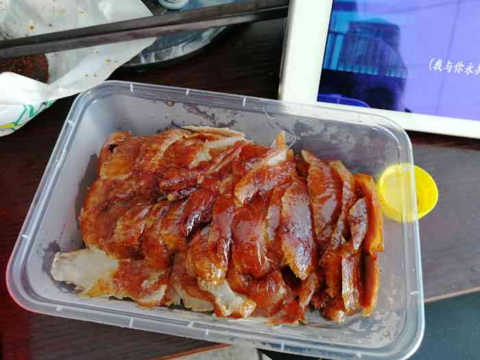 杨全仁正宗北京烤鸭(蒸阳南路店)-"很好吃,很喜欢这种片皮鸭.