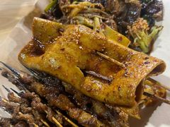 -云晓光头烧烤吧(川沙绿地店)