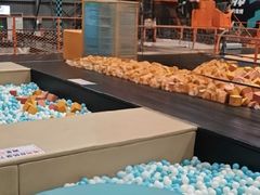 -极限PLAY运动娱乐新世界·团建派对潮玩休闲馆·室内蹦极高空游乐园