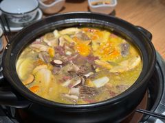 -一朵菌·野生菌探索家火锅(南亚店)