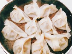 -金城包子牛肉灌汤包(台东四路店)